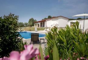 Holiday House Ivanka for 5 persons with pool contry side of Rovinj